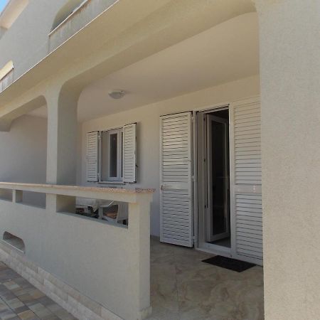 Apartments Fila Novalja Εξωτερικό φωτογραφία