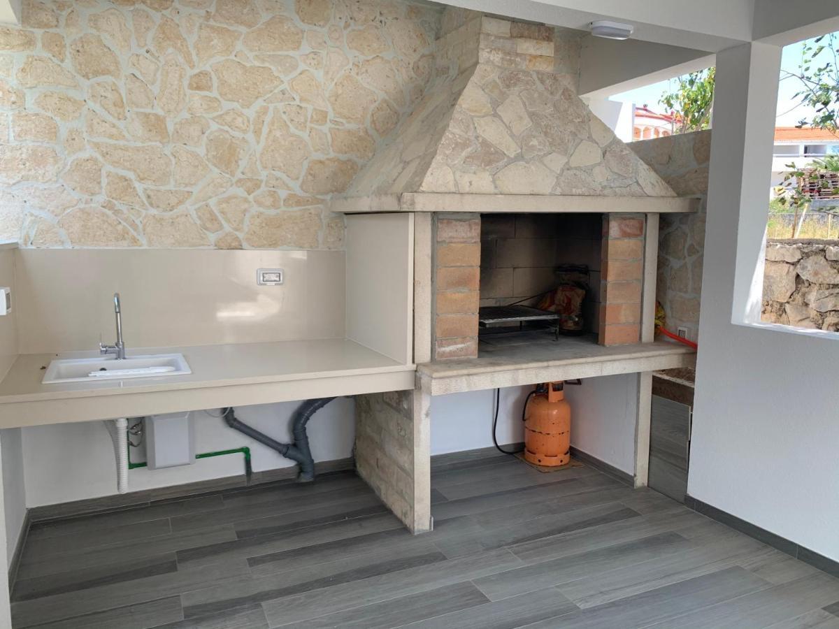 Apartments Fila Novalja Εξωτερικό φωτογραφία
