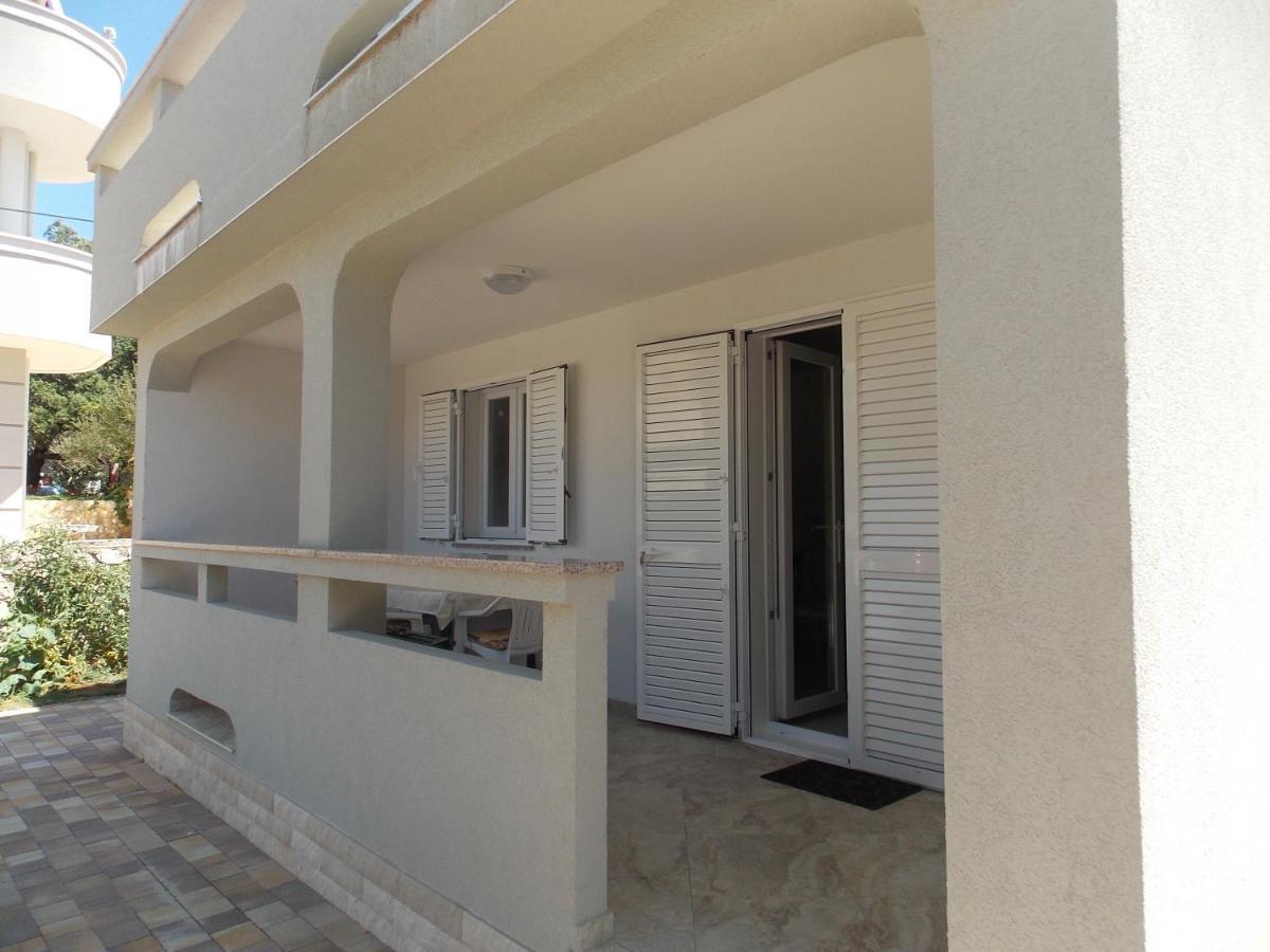 Apartments Fila Novalja Εξωτερικό φωτογραφία